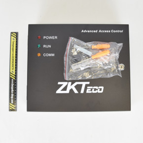    4  ZKTeco inBio460 Package B  5