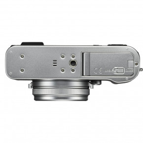   Fujifilm FinePix X100F 6