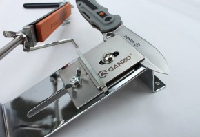   Ganzo Touch Pro Steel 3