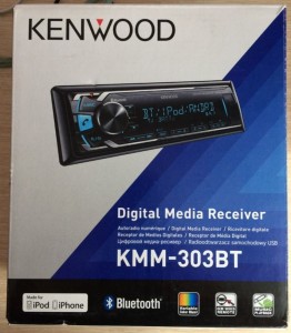  Kenwood KMM-303BT 4