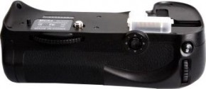   Meike  Nikon D300, D300S, D700 (Nikon MB-D10)