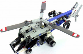 Lego Technic   (42020) 4