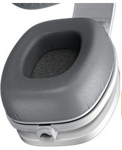   JBL On-Ear Headphone J88 White (J88-WHT) (6)