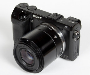   Sigma AF 60mm f/2.8 DN Art for Sony E (3)