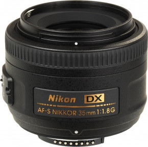  Nikon 35mm f/1.8G AF-S DX   3
