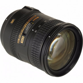  Nikon AF-S 18-200mm f/3.5-5.6G DX VR II (JAA813DA) 5