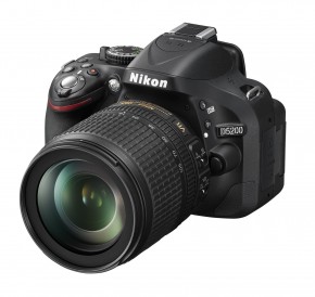  Nikon D5200 18-105mm VR Kit