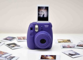    Fuji Instax Mini 8 Instant camera Grape + Cassette Fuji 10