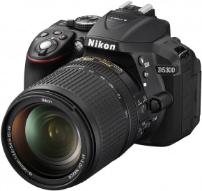  Nikon D5300 + 18-140mm Black