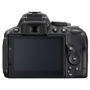  Nikon D5300 kit 18-140VR 3