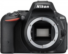    Nikon D5500 + AF-P 18-55VR Kit (VBA440K006)
