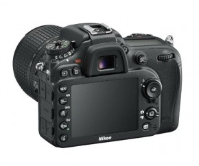  Nikon D7200 + 18-140VR 4