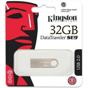  USB   Kingston 32GB DTSE9 Metal USB 2.0 (DTSE9H/32GBZ) (0)