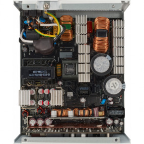   CoolerMaster 1250W MWE Gold 1250 - V2 ATX 3.0 White Version (MPE-C501-AFCAG-3GEU) 11