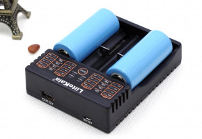    Liitokala Lii-402 Ni-Mh/Li-ion/Li-Fe/LiFePO4 USB Powerbank LED Box 9