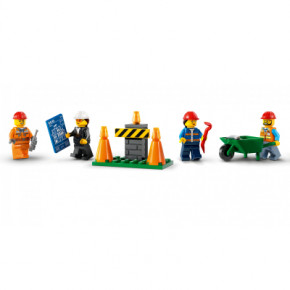  Lego City     - (60391) 7