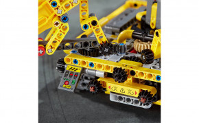  Lego     (42097) 7