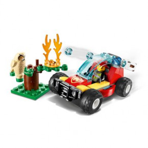  LEGO City Fire   84  (60247) 3