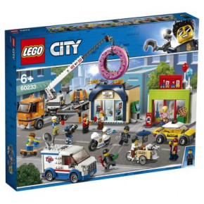  LEGO City      790  (60233) 13