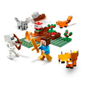  LEGO Minecraft    74  (21162) 3