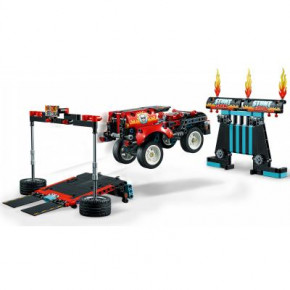  LEGO Technic       610  (42106) 3