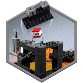  Lego Minecraft    (21185) 7