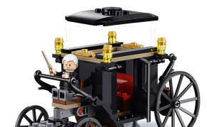  Lego  -- (75951) 5