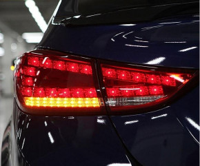 Hyundai Elantra MD    LED  Audi (TL083) 11