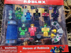   8  Heroes of Roblox  (924774662) 