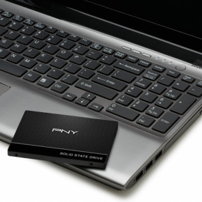  SSD 240GB PNY CS900 2.5 SATAIII 3D TLC (SSD7CS900-240-PB) 3