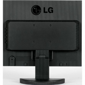  LG  L1752S / 3