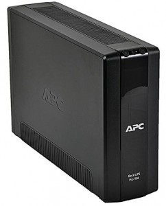  APC Back-UPS Pro 900VA CIS (BR900G-RS) 3
