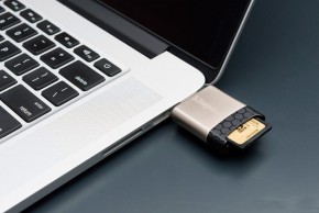 - Kingston MobileLite G4 USB 3.0 (FCR-MLG4) 7