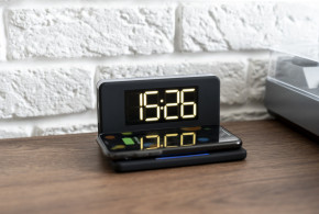    Qitech Alarm Clock Wireless Charger 31      3