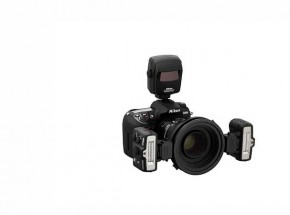  Nikon SB-R200  R1C1 (FSA906CA)