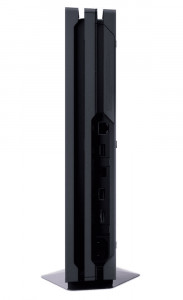   Sony PS4 1 TB Black Pro +Fifa 19 7