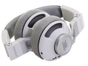  JBL Synchros S300a White/Silver On-Ear Headphones (SYNOE300AWNS) 5