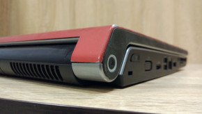  Dell Inspiron 1735 Red (Core 2 Duo T7250 2Ghz/Intel 965 GM/ 1Gb/160Gb) / 5