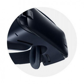    Samsung Gear VR (SM-R323) 6