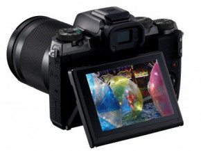  Canon EOS M5 + 18-150 IS STM Kit Black 4