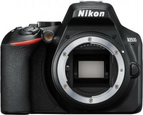  Nikon D3500 + AF-S 18-105 VR
