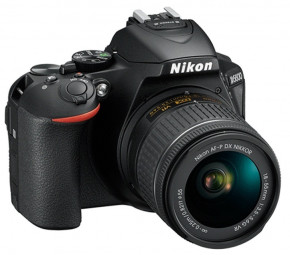   Nikon D5600 + AF-P 18-55 VR Kit (VBA500K001) 3