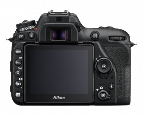  Nikon D7500 + AF-S DX 16-80 f/2.8-4E ED VR 4