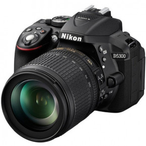  Nikon D3500 + AF-S 18-105 VR 8
