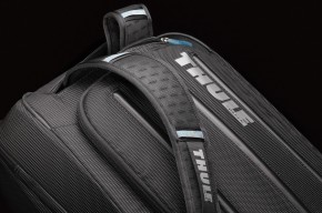  Thule Crossover 38L Rolling Carry-On - Black 6