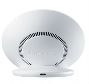   Samsung Galaxy S7 White (EP-NG930BWRGRU) 3