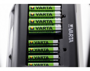   Varta LCD Multi Charger (57671101401) 3